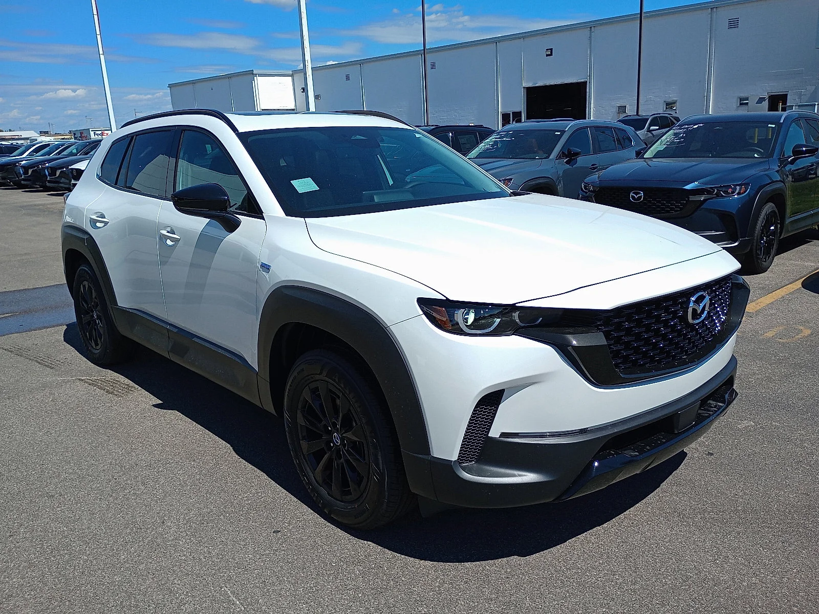 2025 Mazda CX-50 2.5 Hybrid Premium's photo