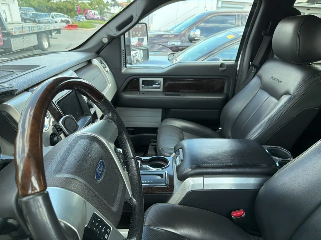Used 2013 White Ford Platinum image 6
