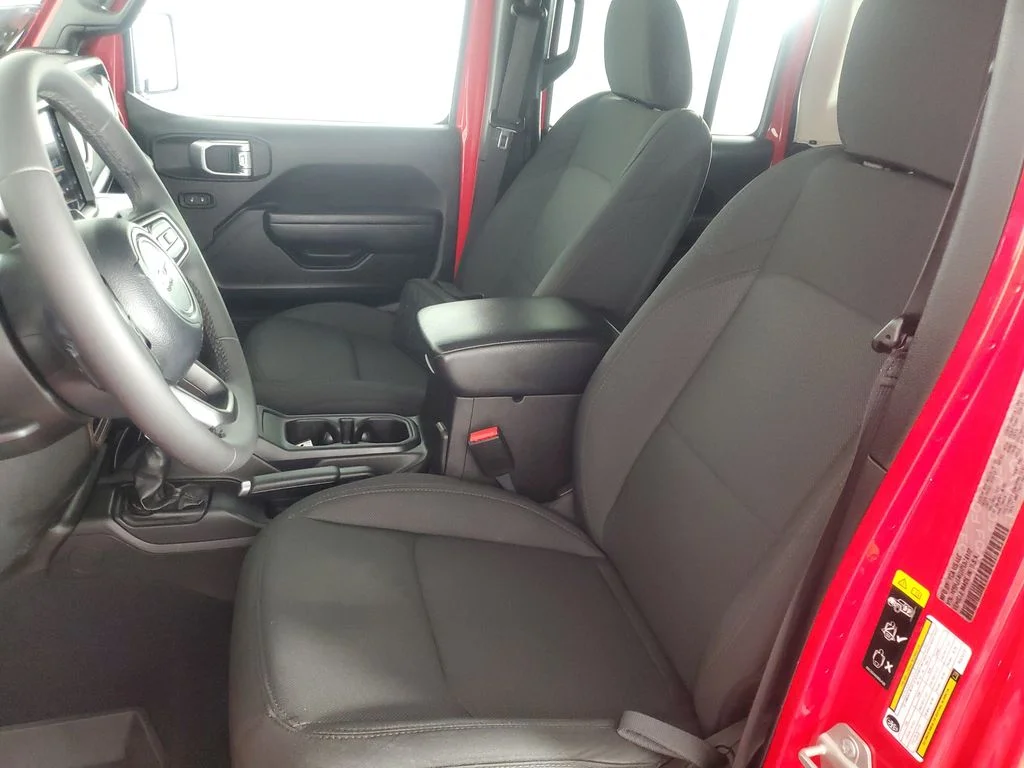 Used 2023 Red Jeep Sport S image 12