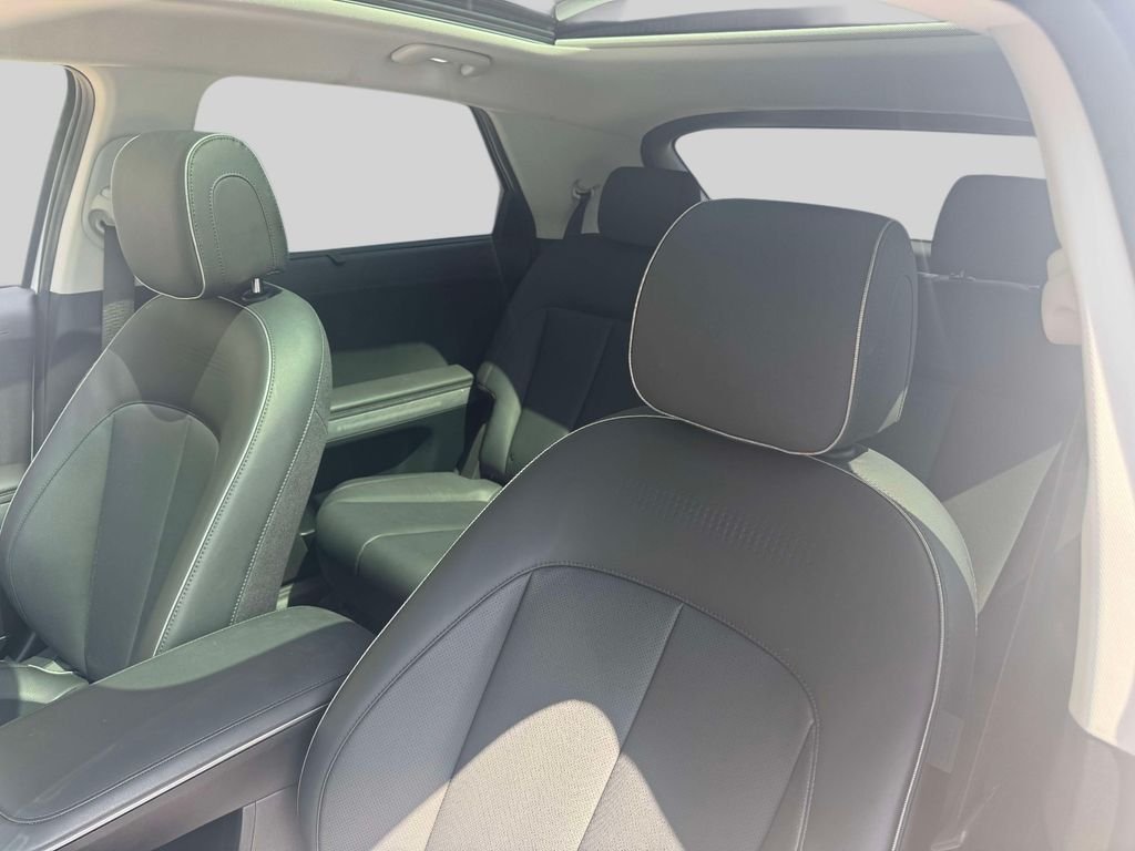 Used 2023 White Hyundai Limited image 18