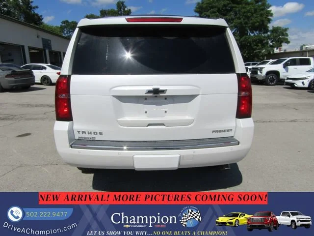 Used 2019 IRIDESCENT PEARL TRICOAT Chevrolet Premier image 5