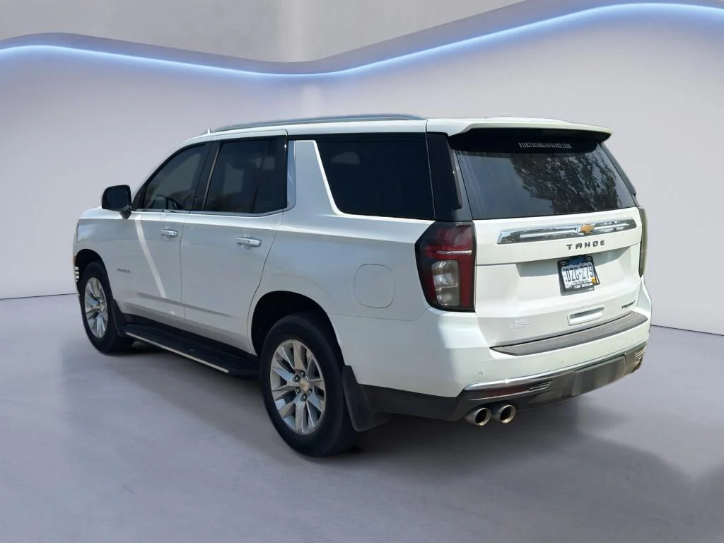 Used 2023 Iridescent Pearl Tricoat Chevrolet Premier image 3