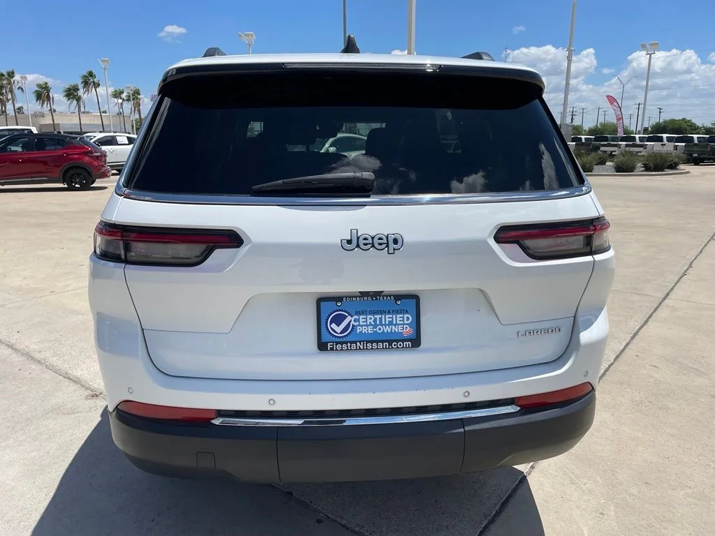 Used 2024 White Jeep Laredo image 6