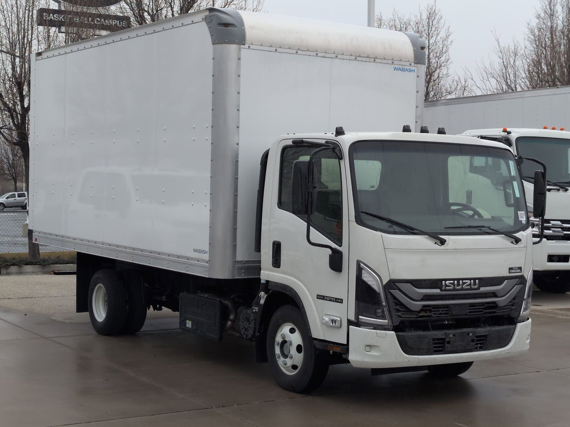 2025 Isuzu NPR's photo