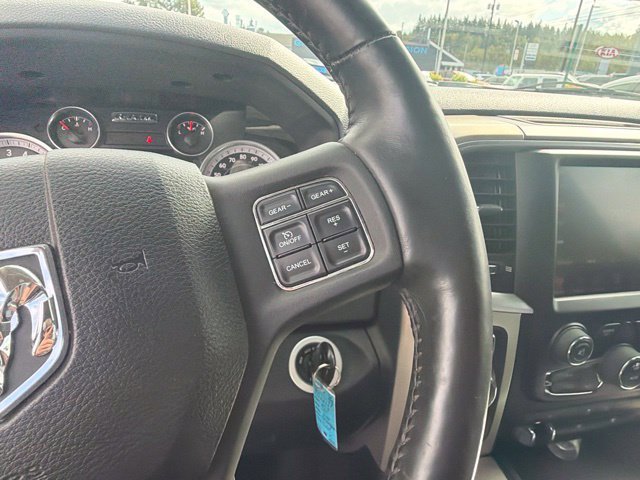 Used 2015 Brilliant Black Crystal Pearlcoat Ram Outdoorsman image 23