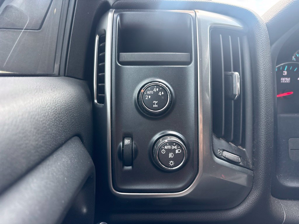 2016 Chevrolet Silverado 1500 LT - Photo 27