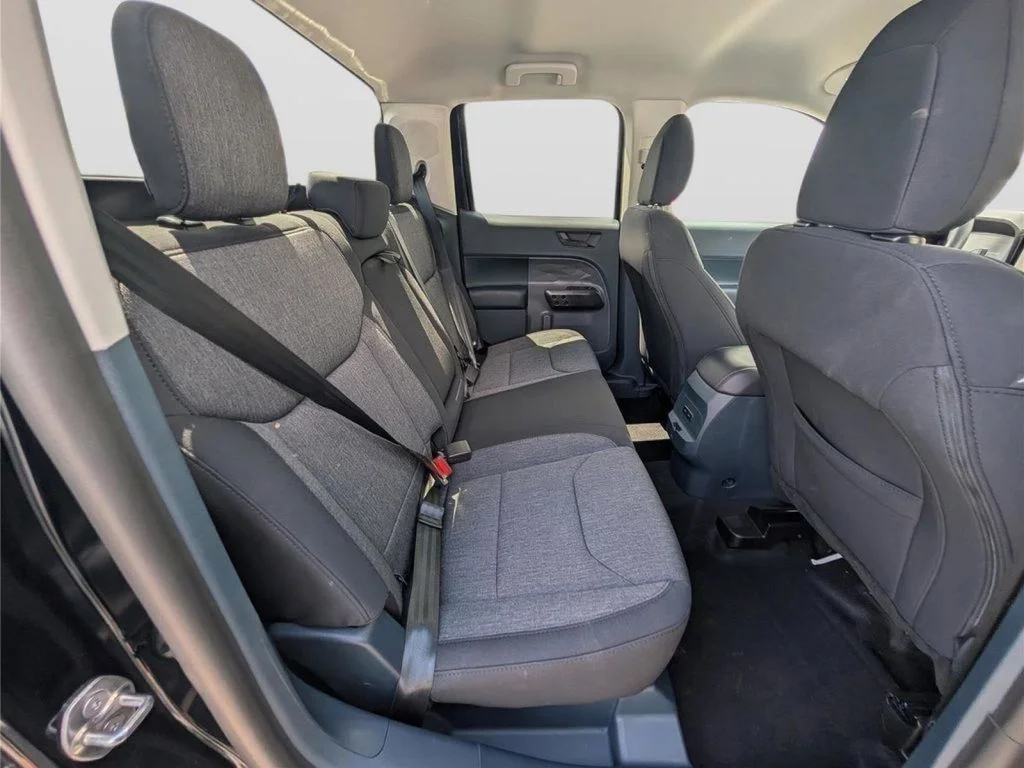 Used 2025 Black Ford XLT image 9