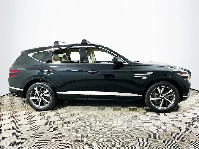 New 2026 Black Genesis 2.5T Select image 3