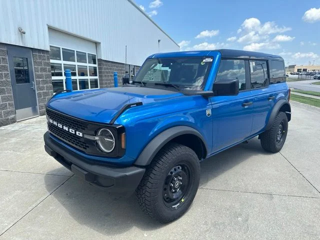 New 2026 Velocity Blue Metallic Ford Big Bend® image 9