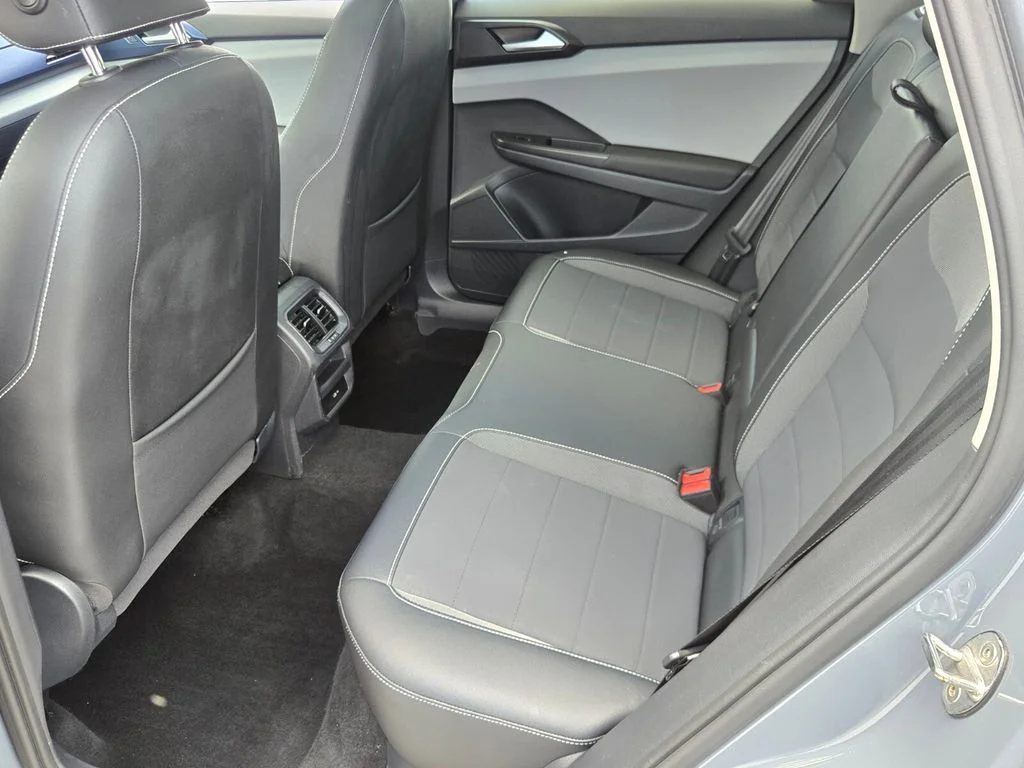 Certified Used 2023 Gray Volkswagen 1.5T SE image 11