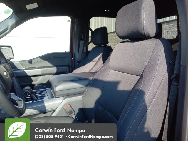 New 2026 Ruby Red Metallic Tinted Clearcoat Ford XLT image 24