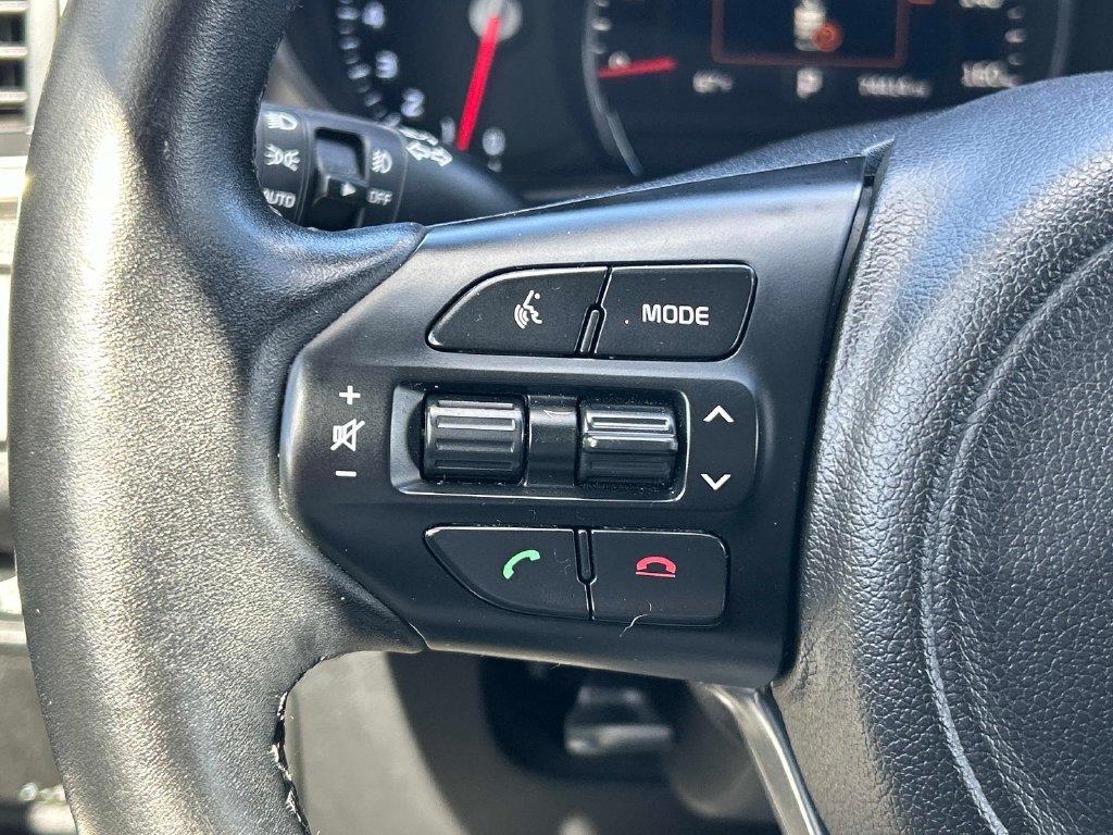 Used 2016 Gray Kia EX image 23