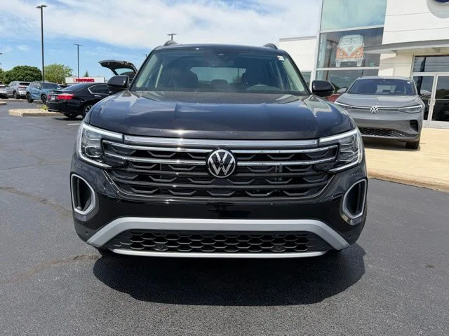 New 2026 Black Volkswagen 2.0T Peak Edition image 2