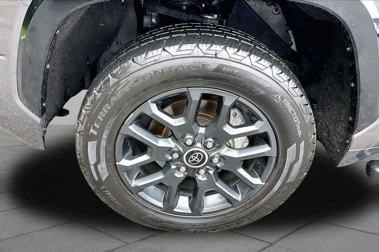 Used 2022 Magnetic Gray Metallic Toyota Platinum Hybrid image 11