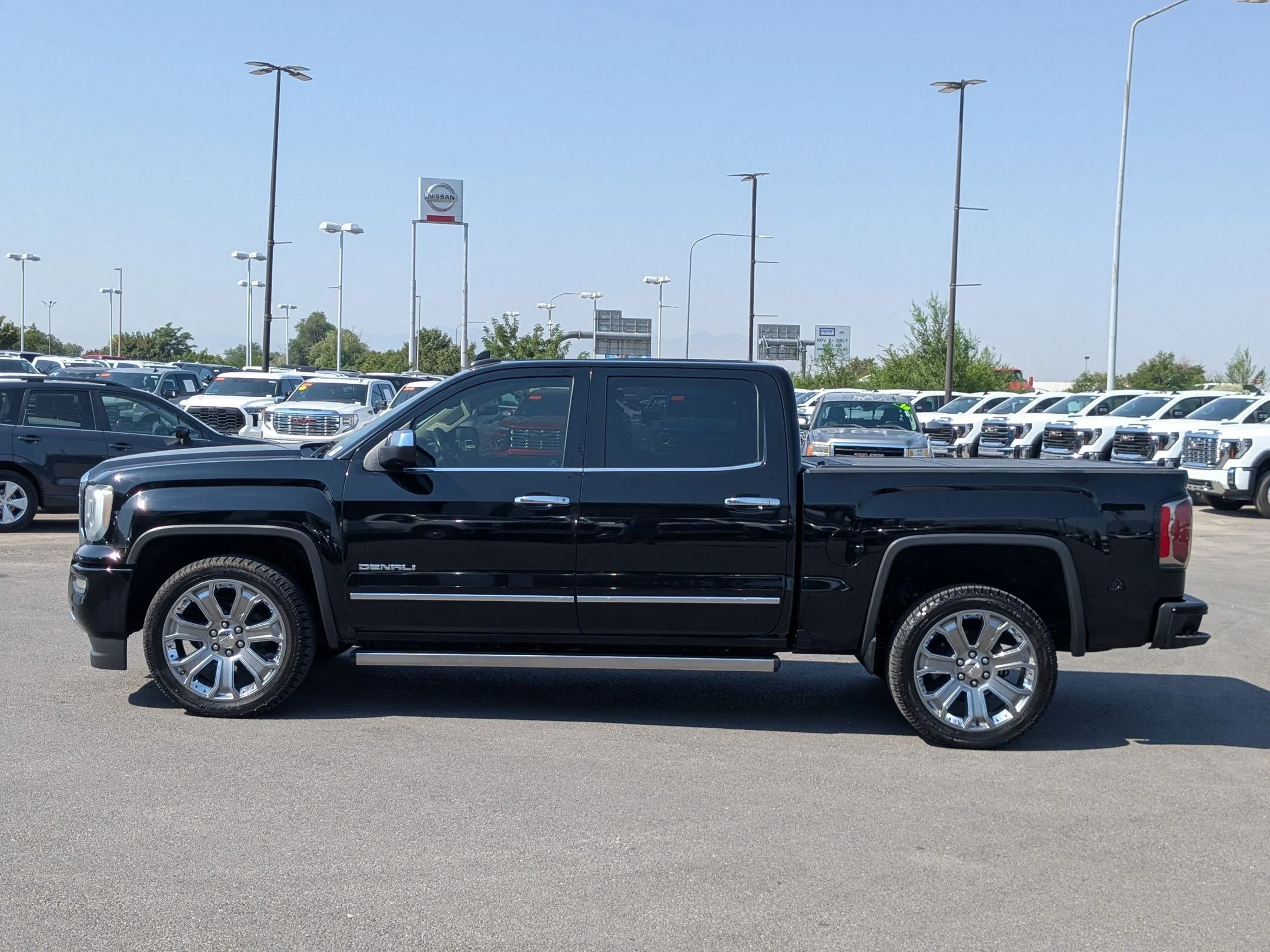 Used 2017 Onyx Black GMC Denali image 2