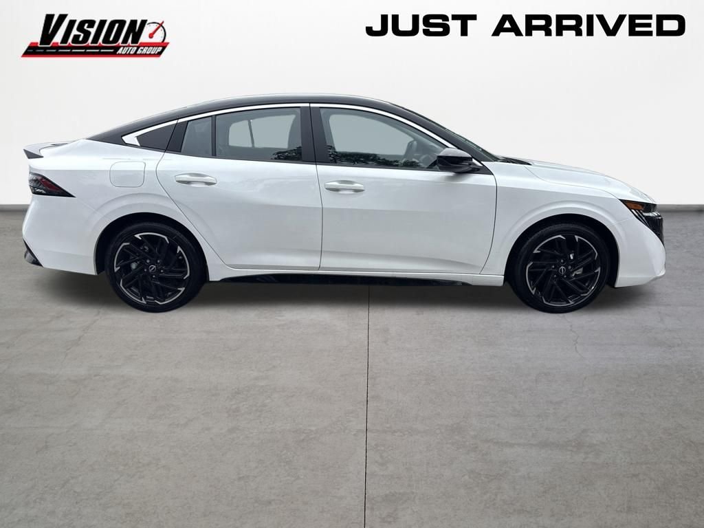 New 2026 White Nissan SR image 4