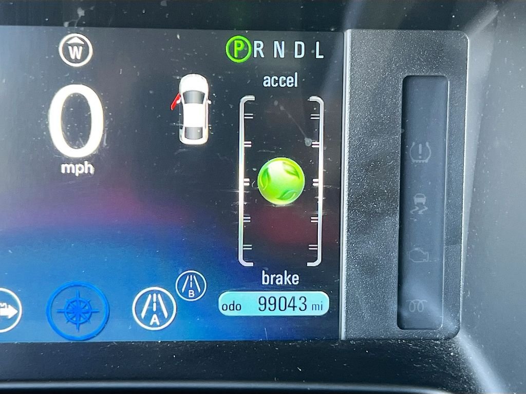 Used 2014 Black Chevrolet Base image 12