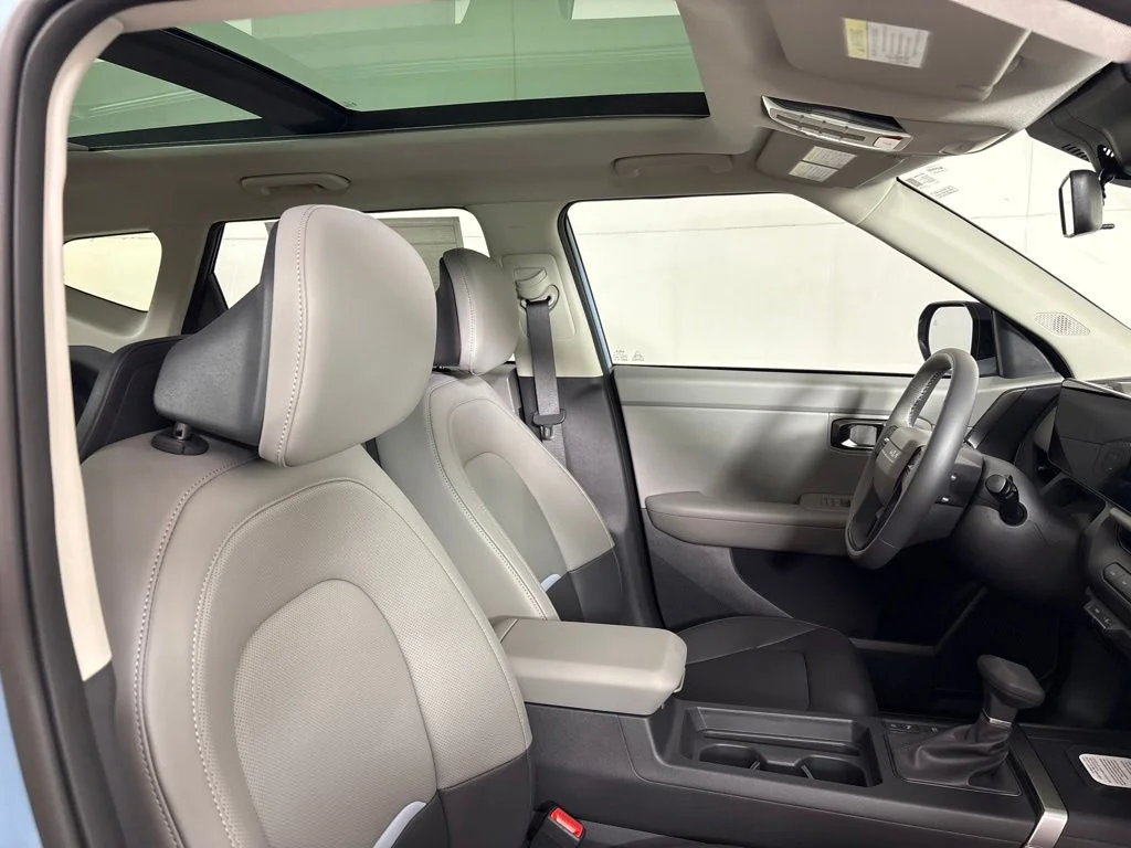 New 2027 Frost Blue Kia EX image 18