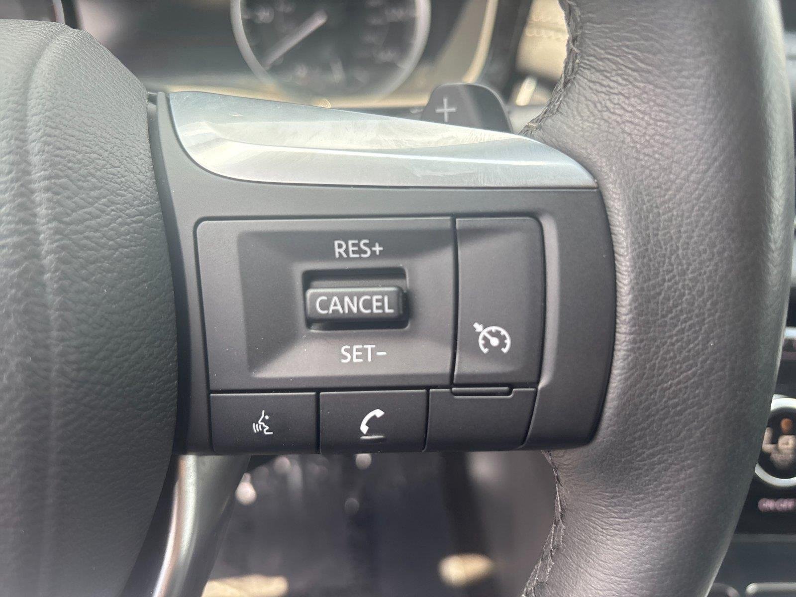 Used 2025 Mineral Black INFINITI PURE image 20