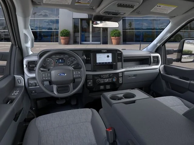 New 2026 Oxford White Ford XL image 9