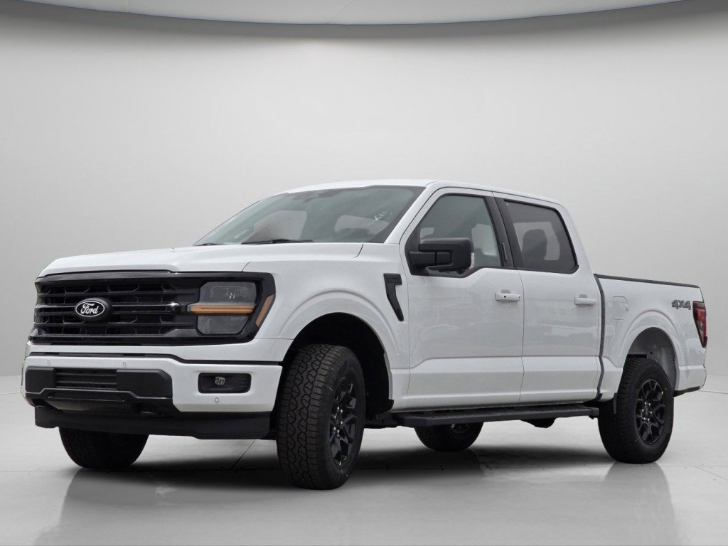 New 2026 Oxford White Ford XLT image 16