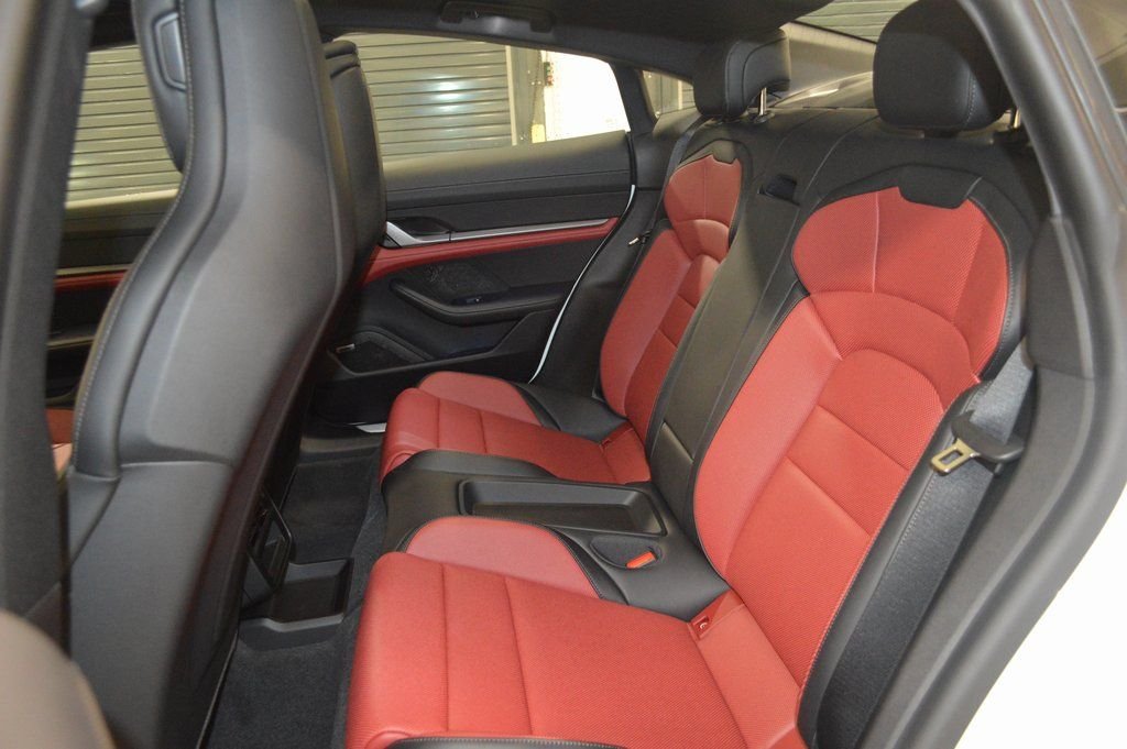 Used 2025 White Porsche 4S image 37