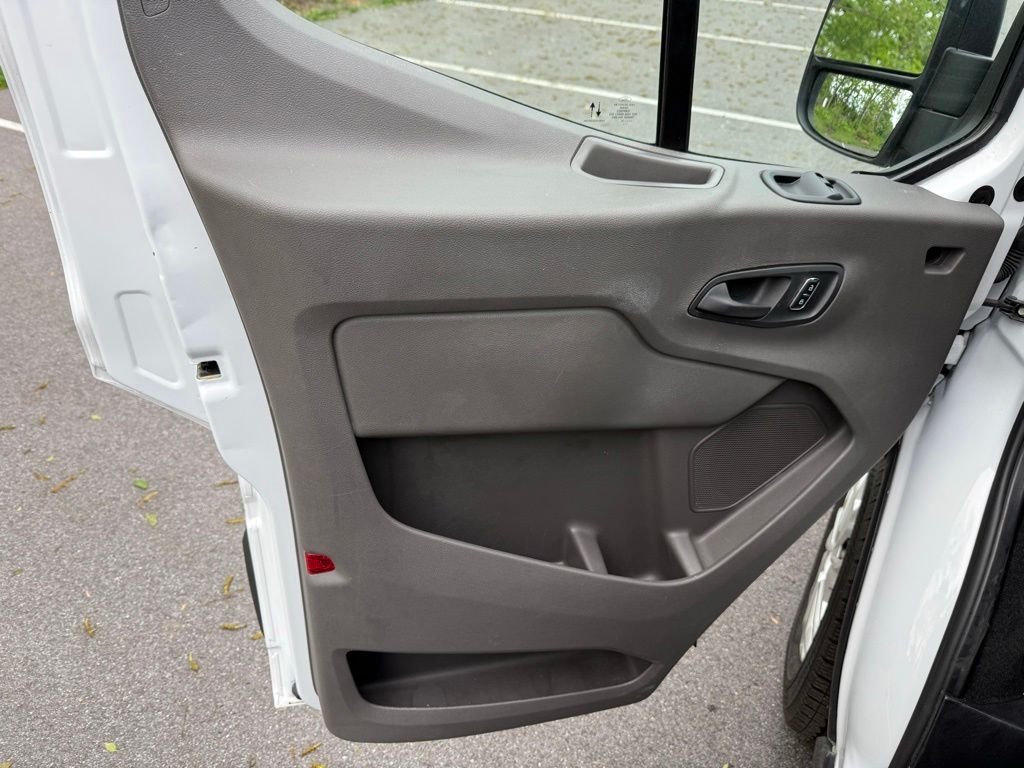 Certified Used 2025 White Ford XLT image 13