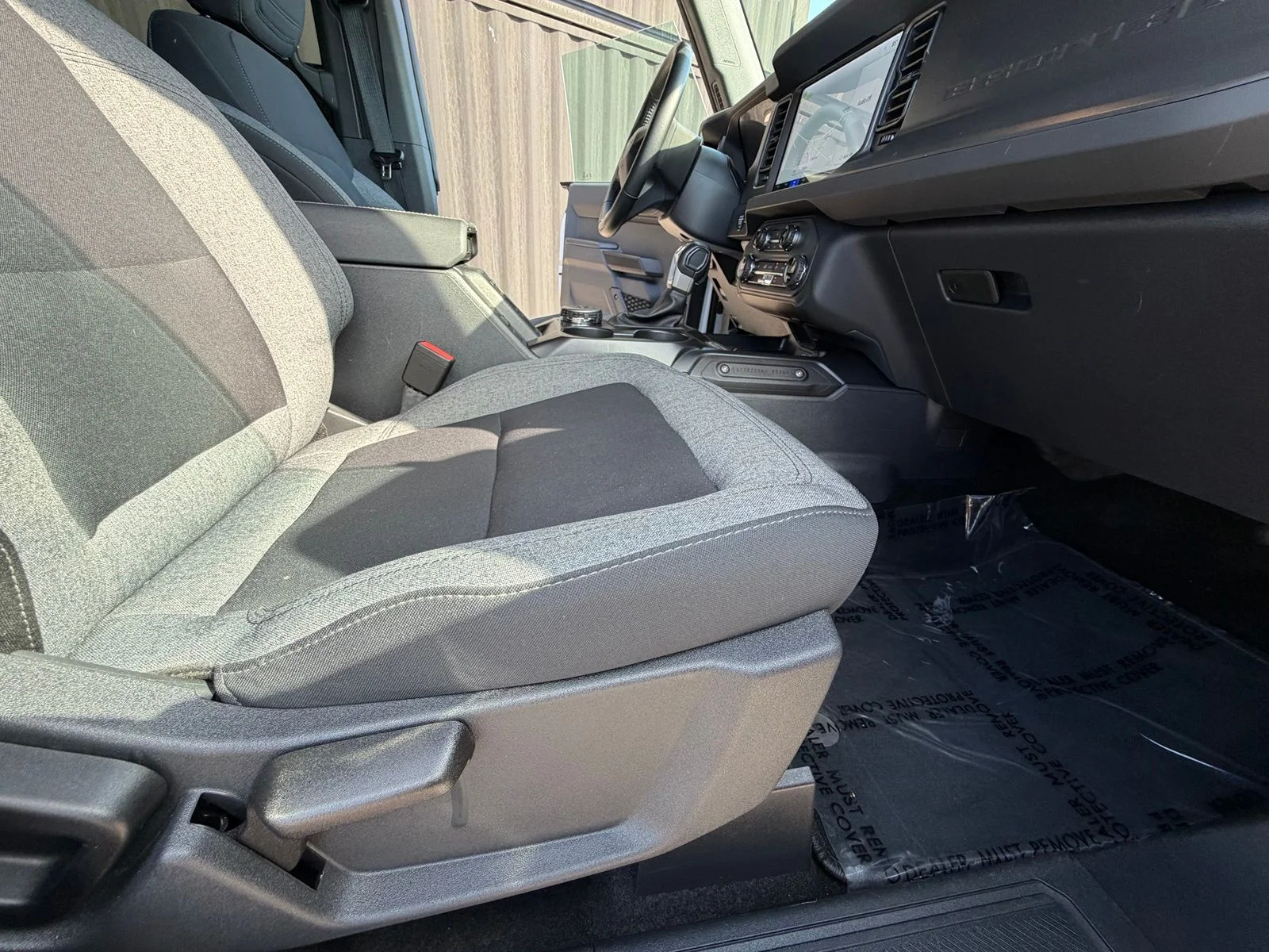 Used 2025 White Ford Big Bend image 33