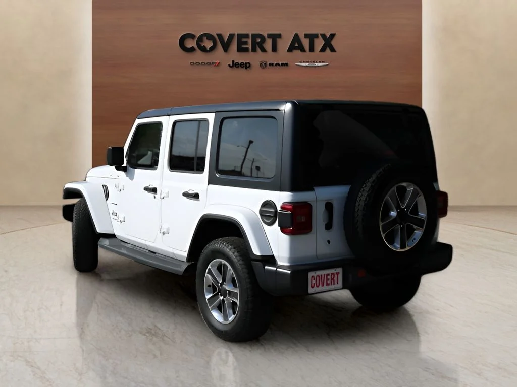 Used 2018 White Jeep Unlimited Sahara image 3