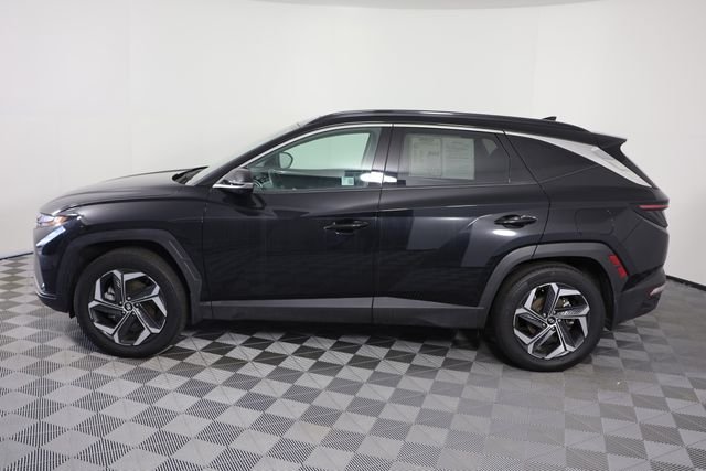 Used 2024 Black Hyundai Limited image 4