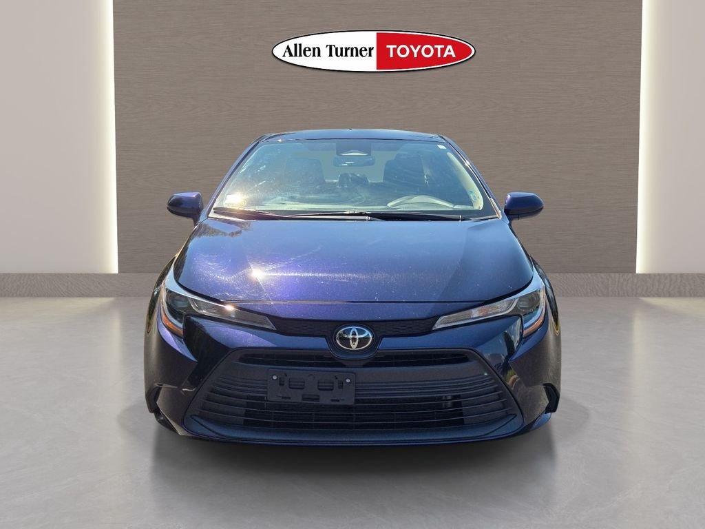 Used 2025 Blue Toyota LE image 4