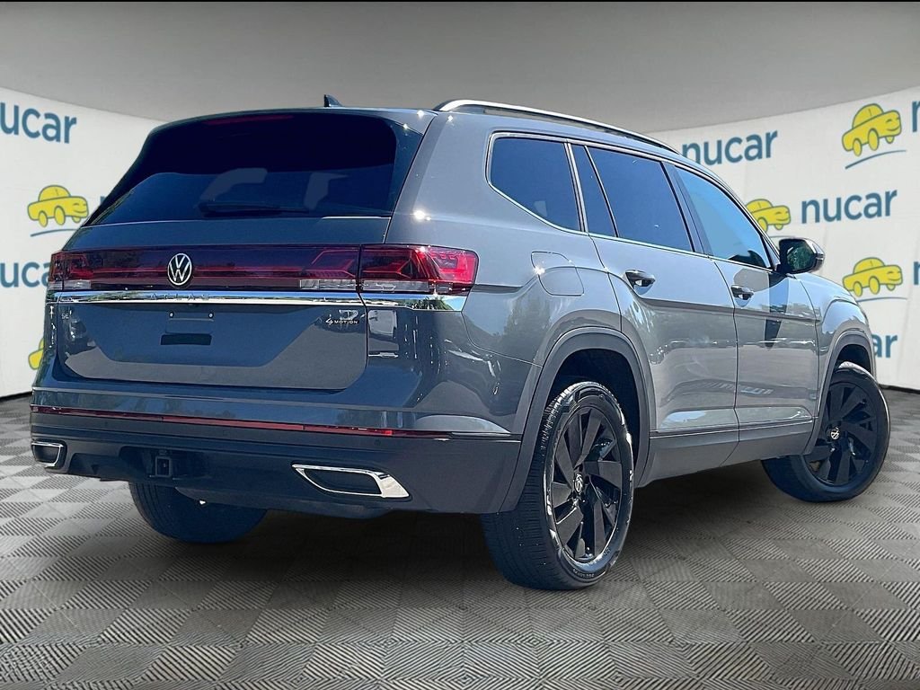 Used 2025 Gray Volkswagen 2.0T SE w/Technology image 6