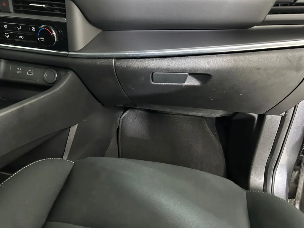 Used 2023 Gray Nissan S image 24