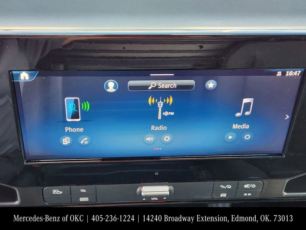 Used 2025 Arctic White Mercedes-Benz Cargo 144 WB image 18