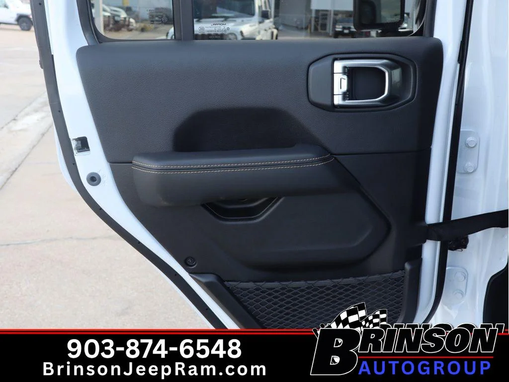 New 2026 Bright White Clearcoat Jeep Texas Trail image 6