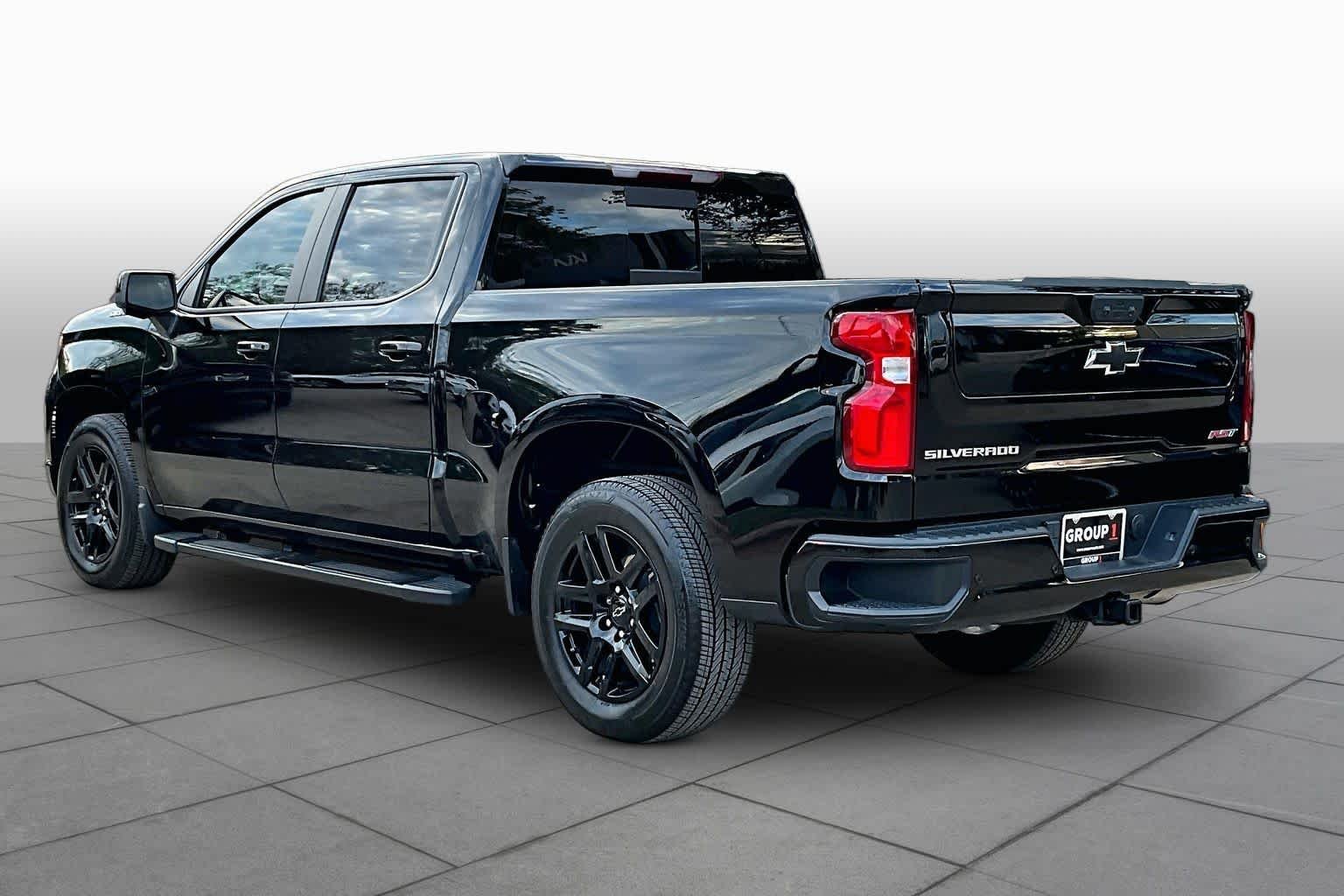 Used 2025 Black Chevrolet RST image 12