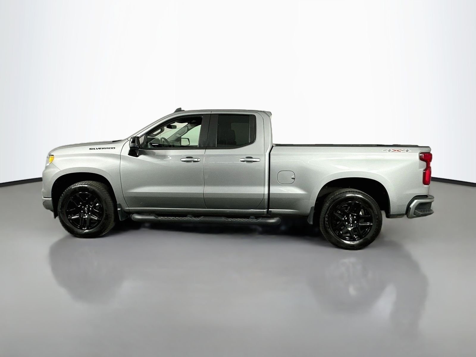 Used 2023 Sterling Gray Metallic Chevrolet RST image 3