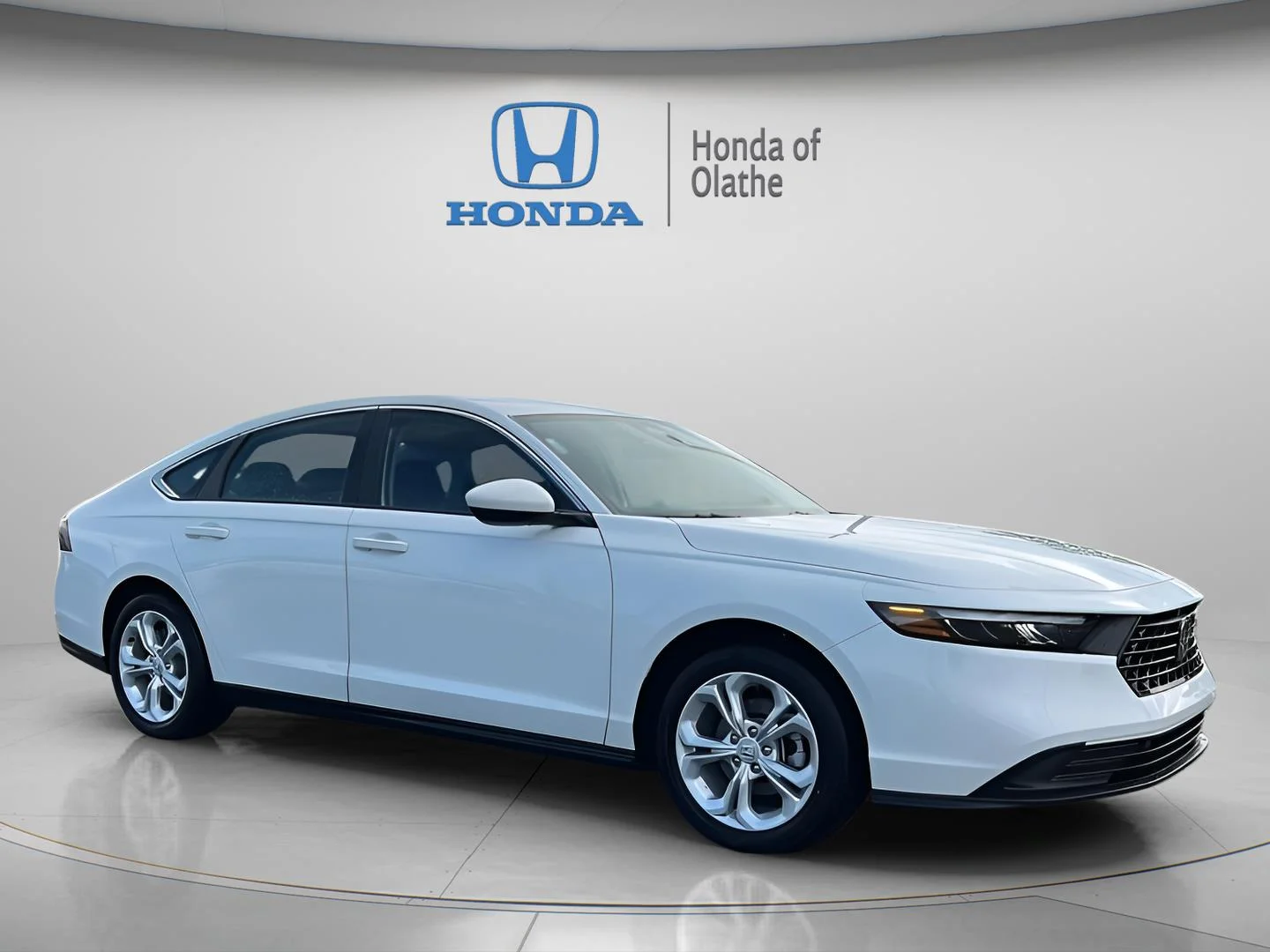 New 2026 Platinum White Pearl Honda LX image 1
