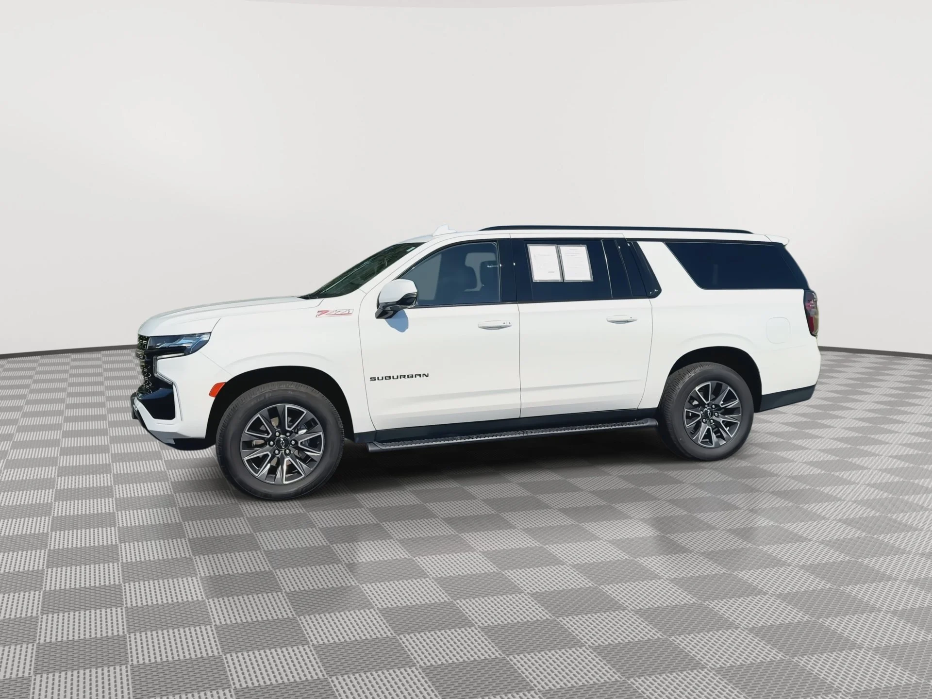 Certified Used 2023 Summit White Chevrolet Z71 image 5