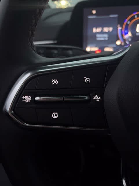 Used 2025 Black Chevrolet LT image 24
