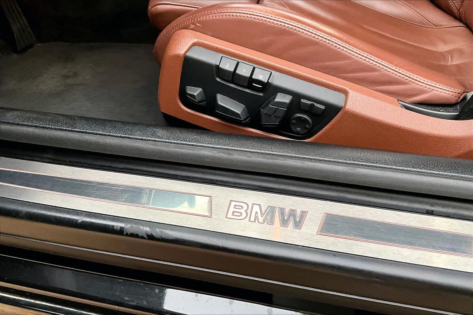 Used 2012 Black Sapphire Metallic BMW 650i image 32