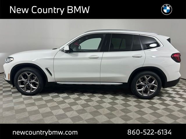 Used 2022 Alpine White BMW xDrive30i image 4