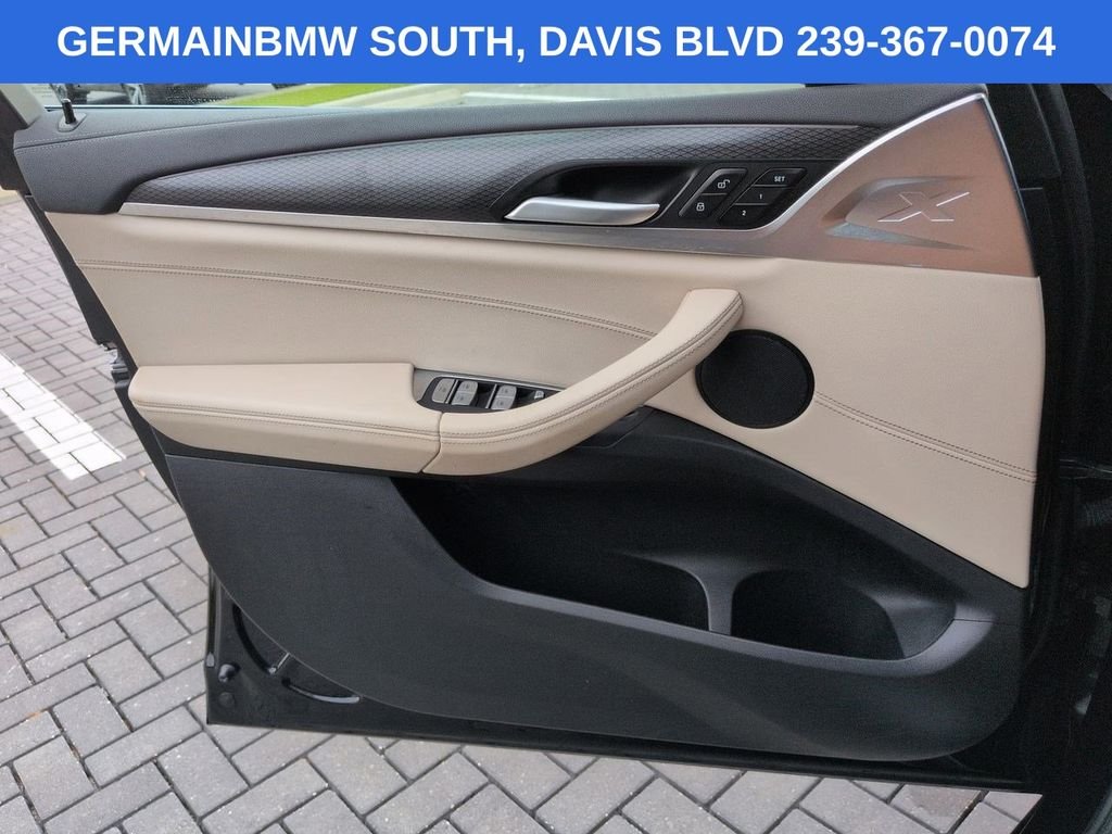 Certified Used 2022 Black Sapphire Metallic BMW xDrive30i image 30
