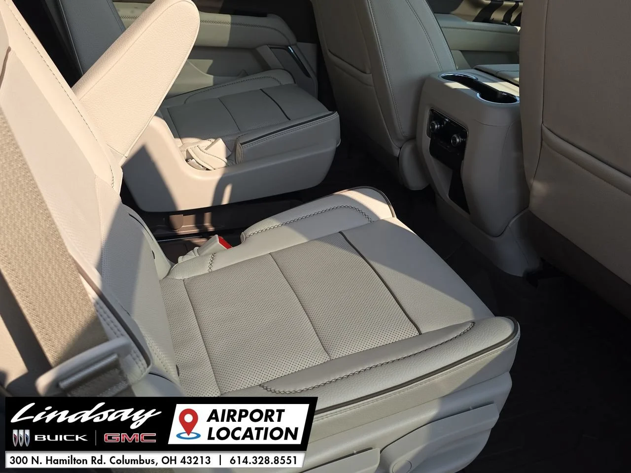 2026 GMC Yukon Denali - Photo 29
