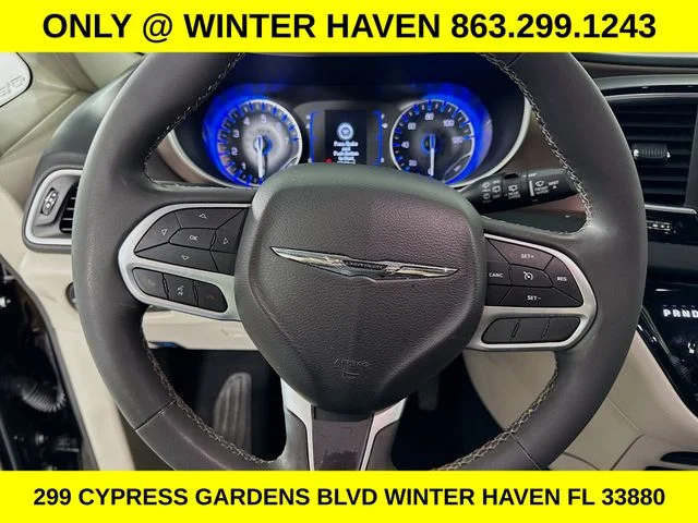 Used 2024 Black Chrysler LX image 11