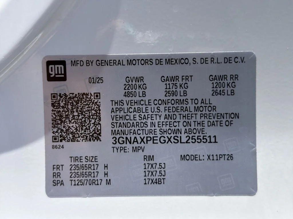 Used 2025 White Chevrolet LT image 41
