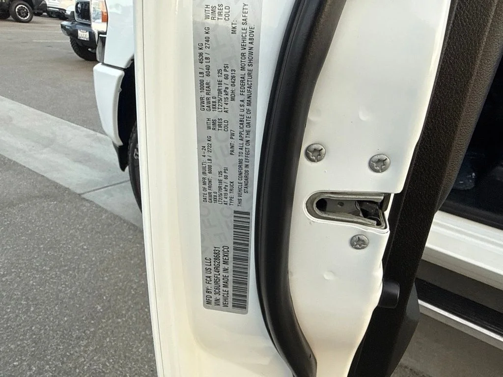 Used 2024 White Ram Laramie image 23