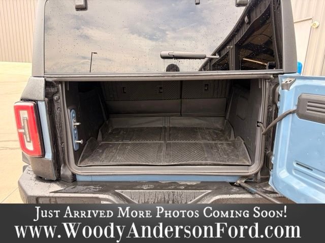 Used 2024 Azure Gray Metallic Ford Wildtrak image 6