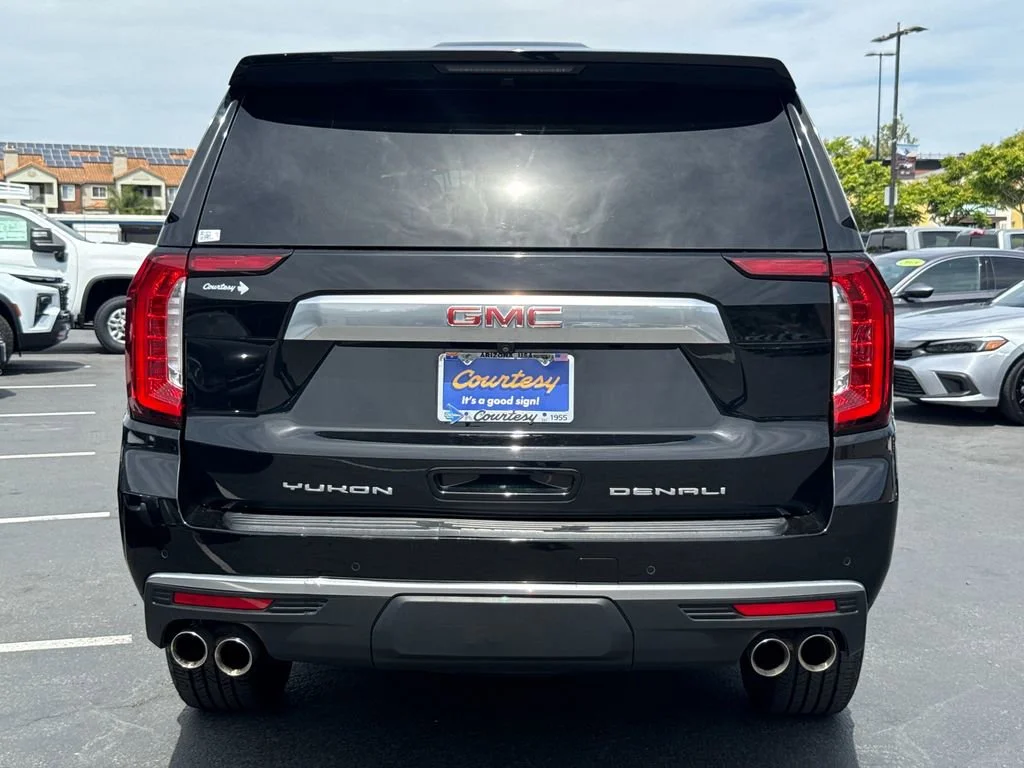 Used 2024 Onyx Black GMC Denali image 8