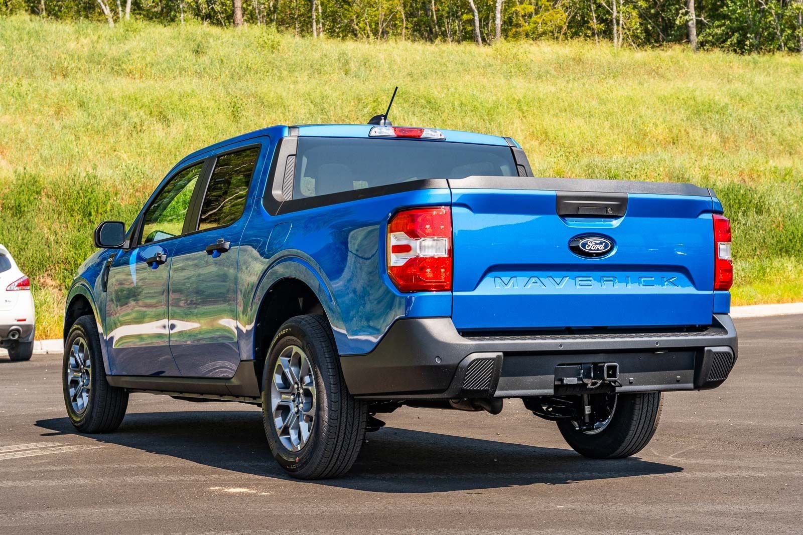 New 2026 Velocity Blue Ford XLT image 3